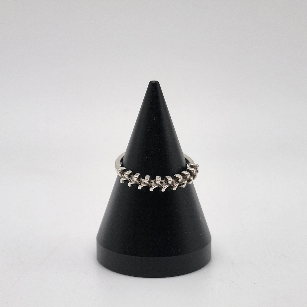 Sterling Silver Leaf Ring.